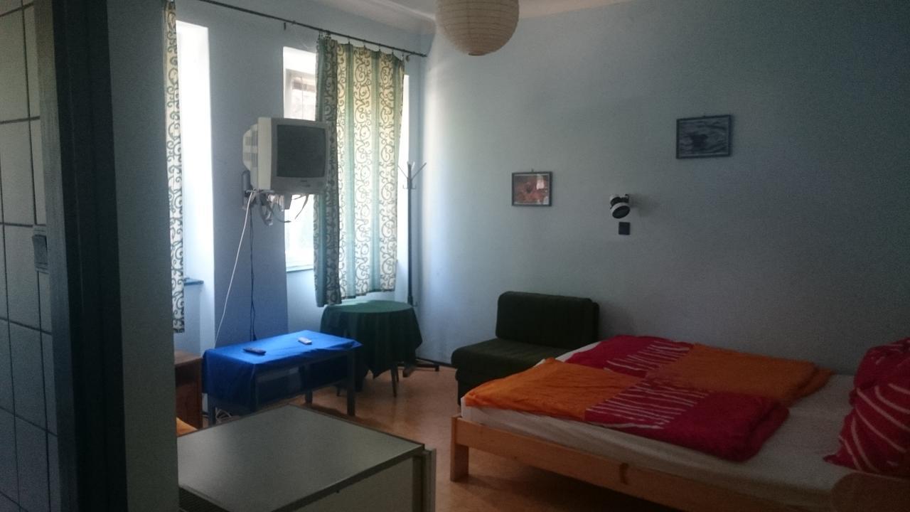 Piccolo Panzio Balatonfenyves Bagian luar foto